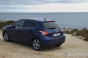 peugeot-208-cascais-37