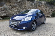 peugeot-208-cascais-42