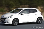 peugeot-208-cascais-44