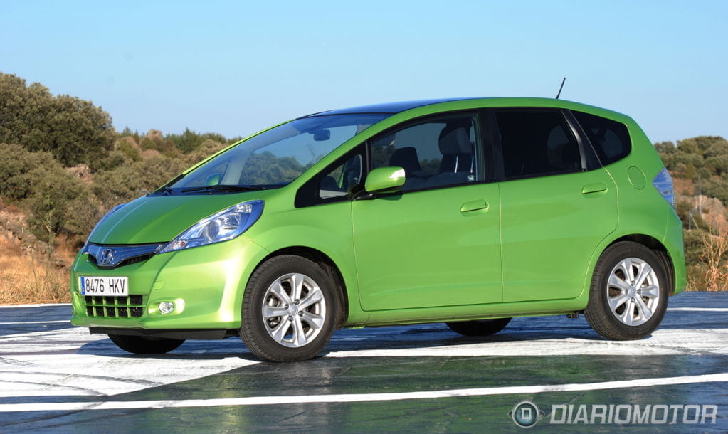 Honda jazz or toyota yaris which to buy #2