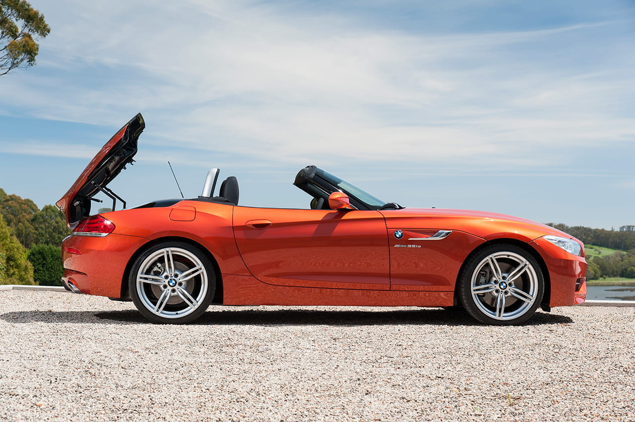 bmw-z4-2013-15
