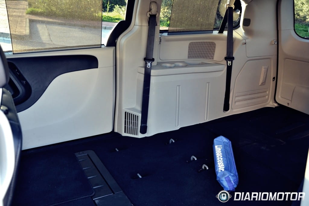Lancia-Voyager-1280-Prueba-Diariomotor-66-1024x682.jpg