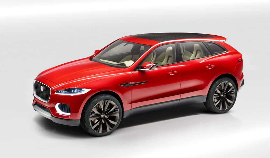 Jaguar-F-Pace_Jag_C-X17_Red_Image_140114_01