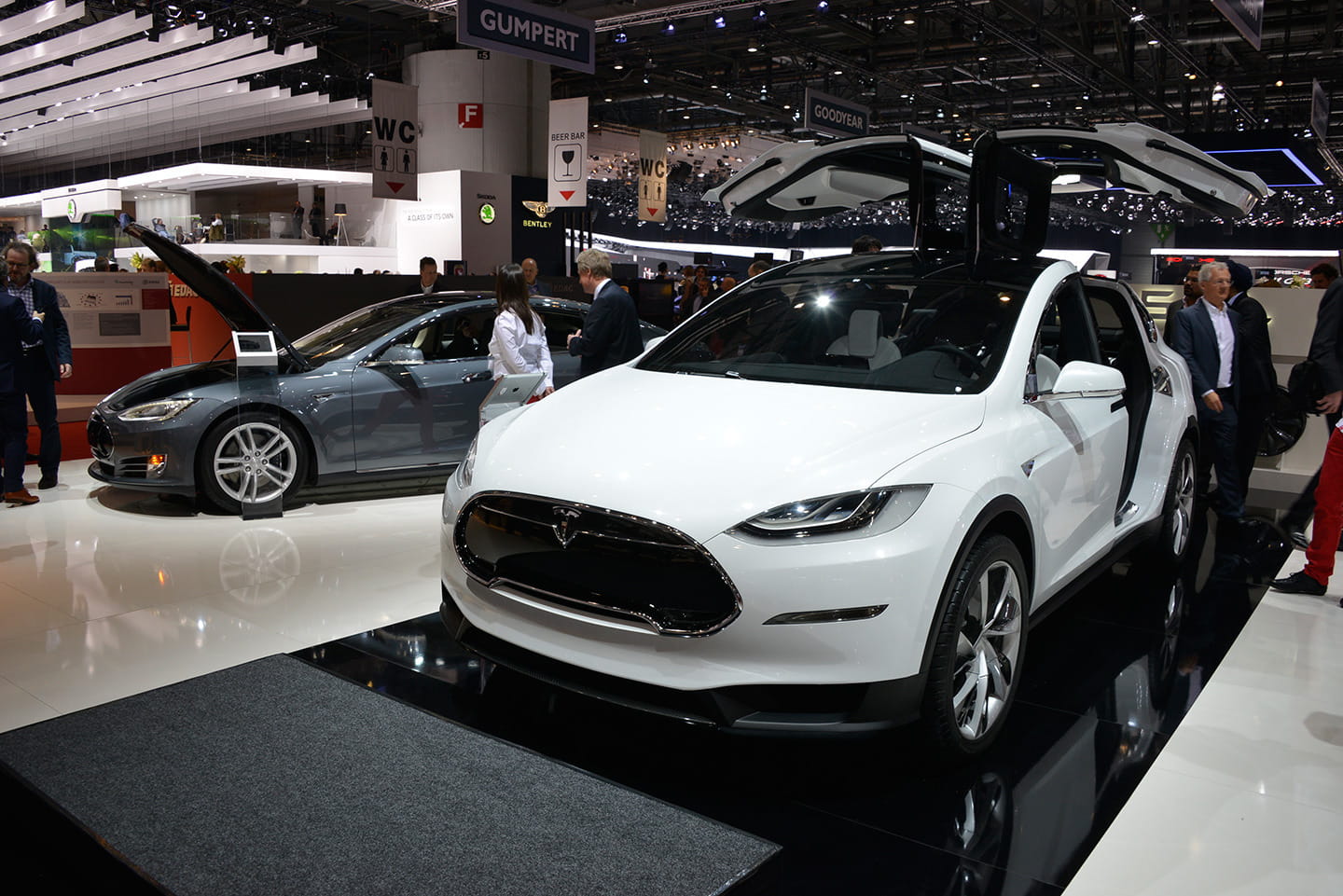 valor ação tesla