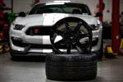 shelby-gt350r-ford-mustang-llantas-fibra-de-carbono-02-1440px-180x120.jpg