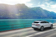 jaguar-f-pace-2016-52-180x120.jpg