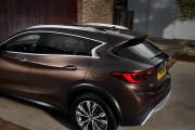 infiniti-qx30-2016-01-180x120.jpg