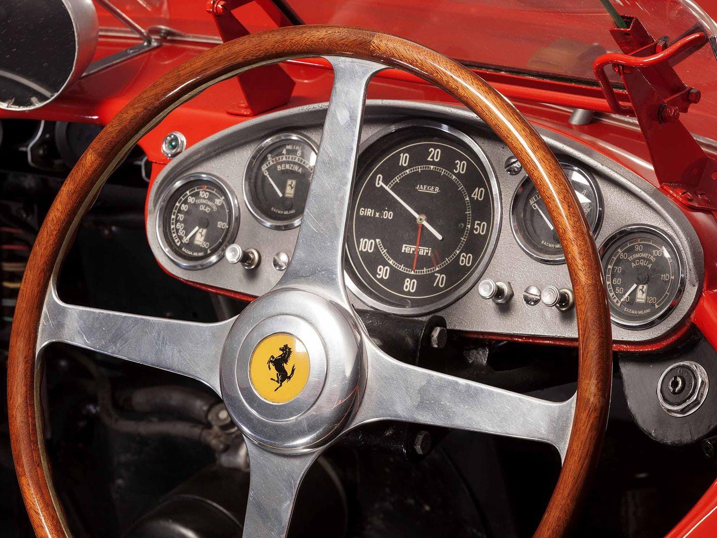 ferrari-335-s-scaglietti-13.jpg