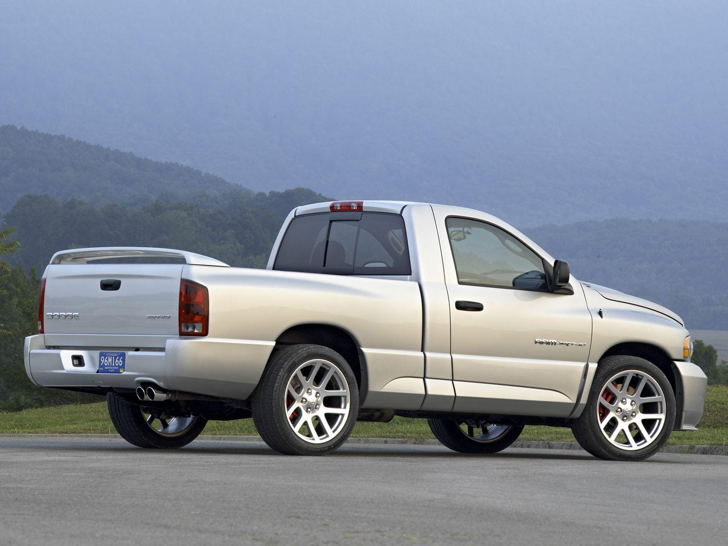 dodge-ram-srt10-8.jpg