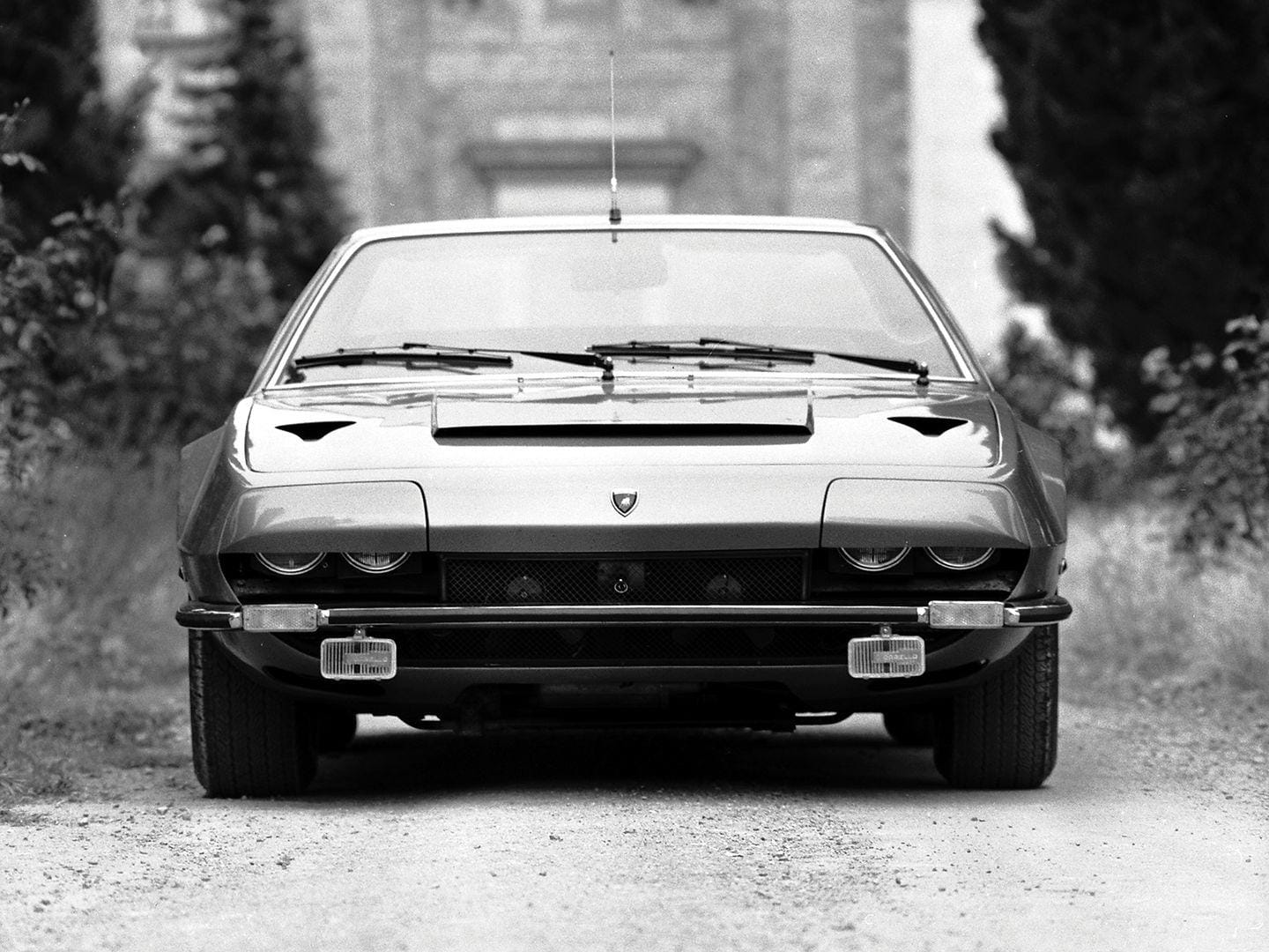 lamborghini-jarama-historia-8.jpg