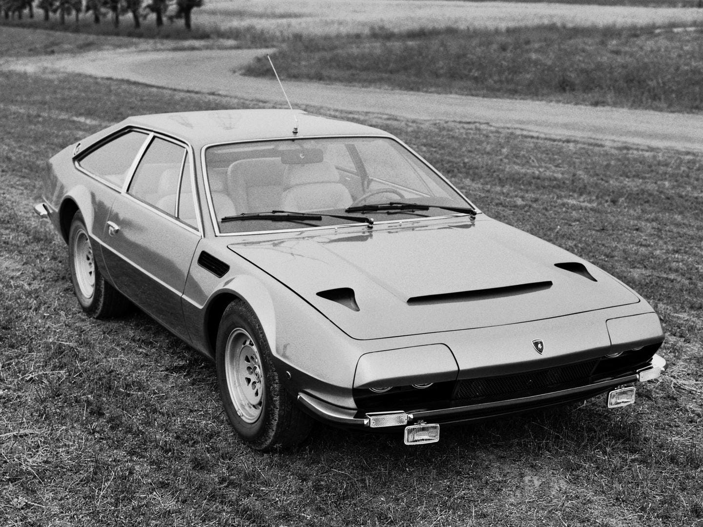lamborghini-jarama-historia-9.jpg