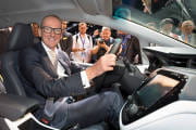 opel-ampera-e-tesla-model-3-01-180x120.jpg