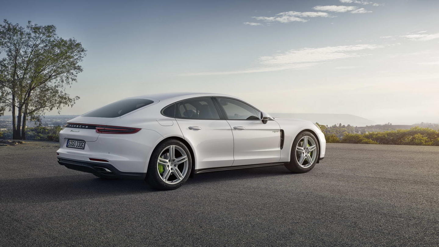 [Imagen: porsche_Panamera_4_e-hybrid_2017_DM_4.jpg]