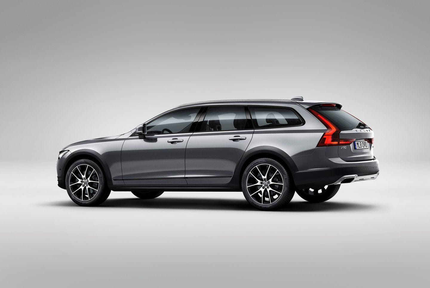 volvo-v90-cross-country-9.jpg