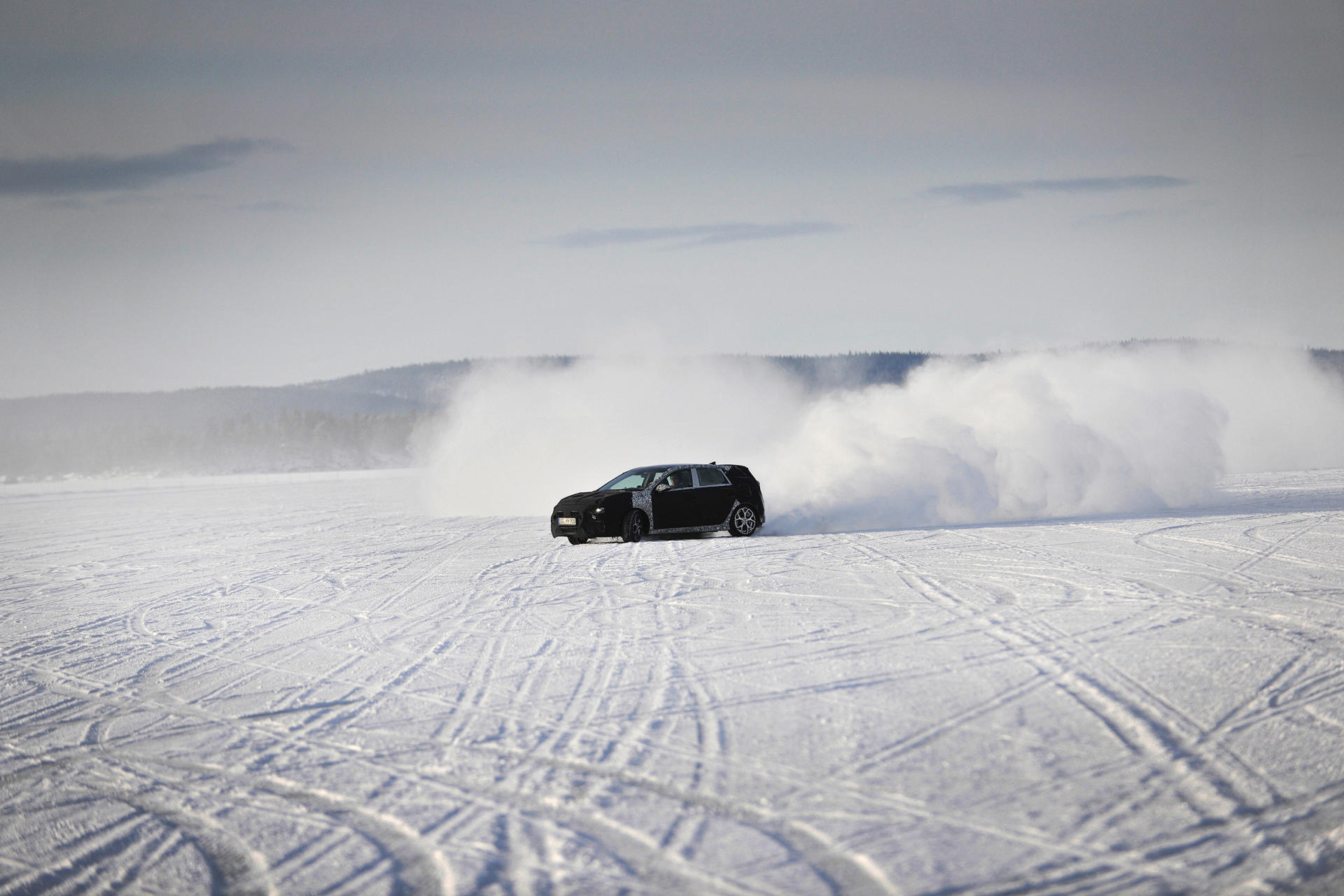 [Imagen: Hyundai-i30-N-Winter-Testing-Sweden-3.jpg]