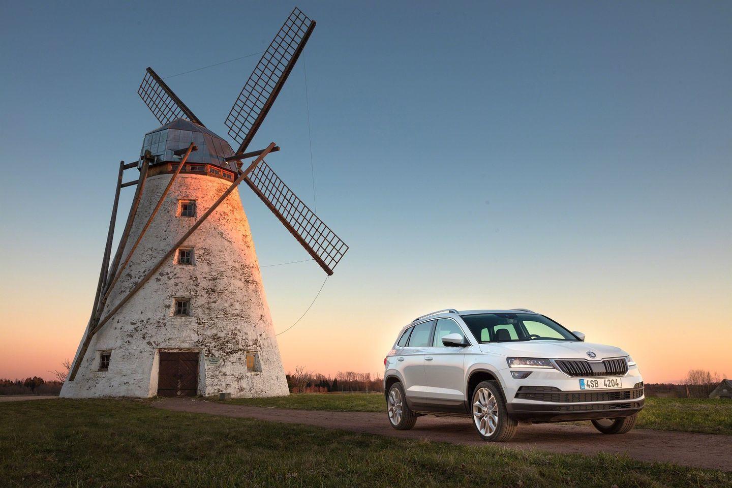 skoda-karoq-2018-galeria-24.jpg