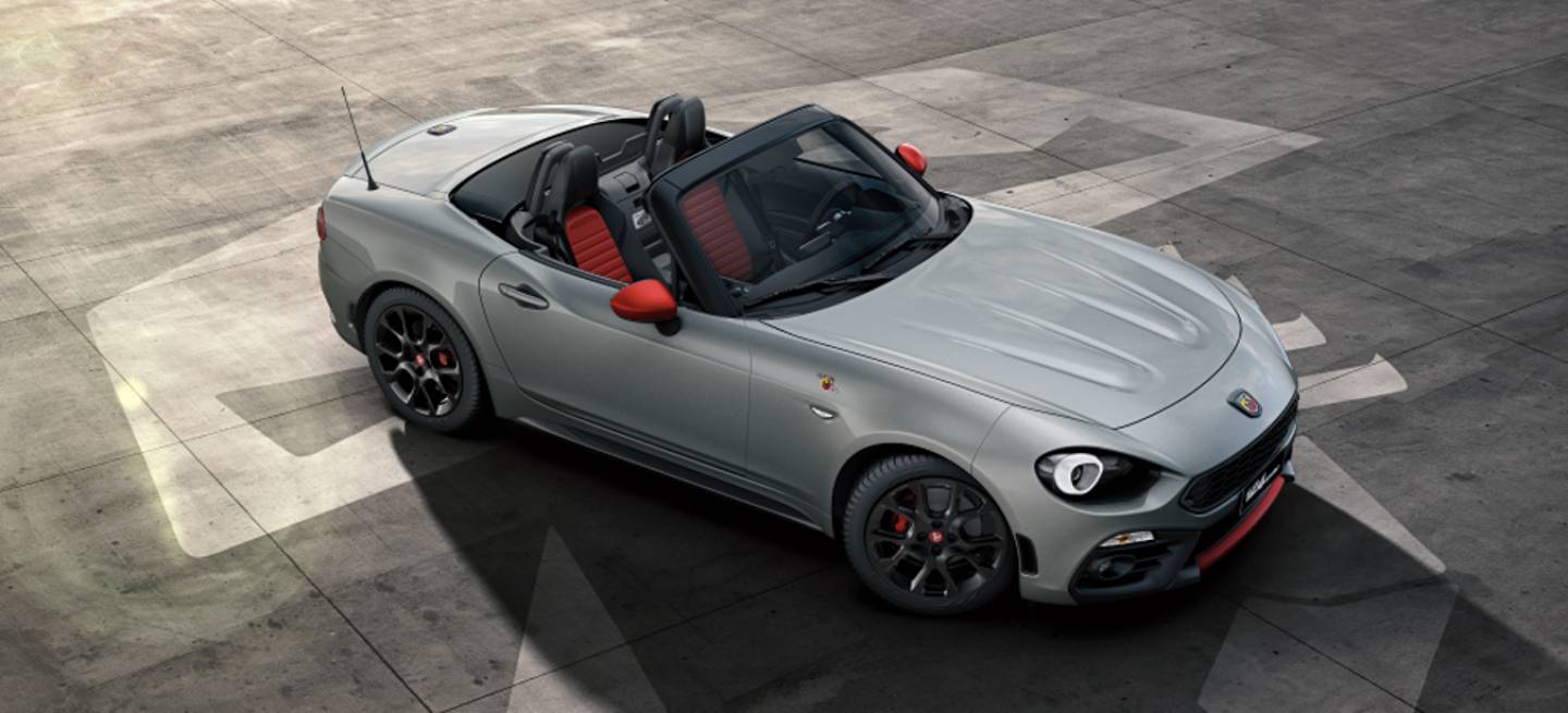 abarth_124_spider_capo_dm_1.png_1440x655c.jpg