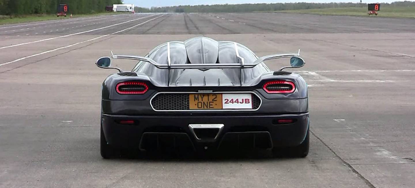 koenigsegg-one-160515-00.png_1440x655c.jpg