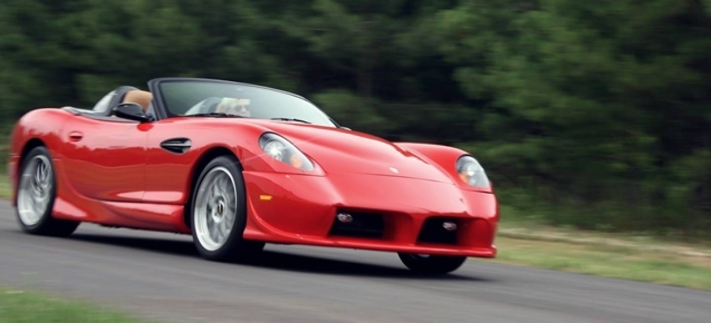 panoz-esperante-spyder-040914-portada-ap-01_1440x655c.jpg