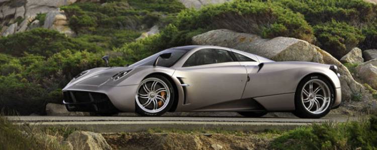 2010-12-12-Pagani-07-457m92m4mm-2_750x300c.jpg