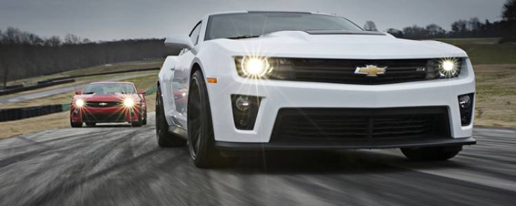 2015-Chevrolet-Camaro-230514-02_750x300c.jpg