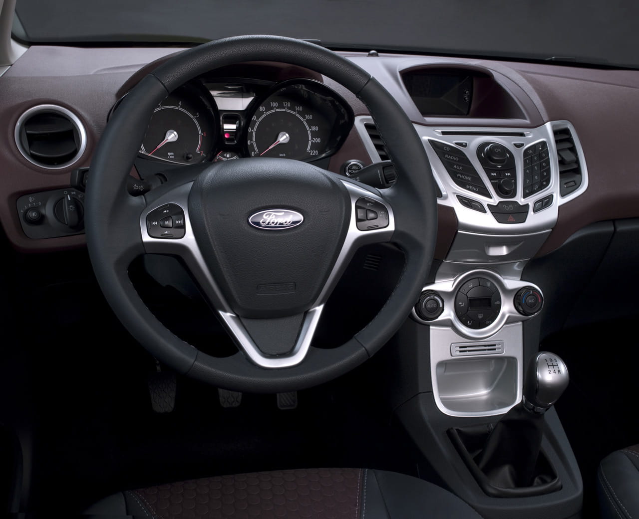 Ford fiesta fotos interior #8