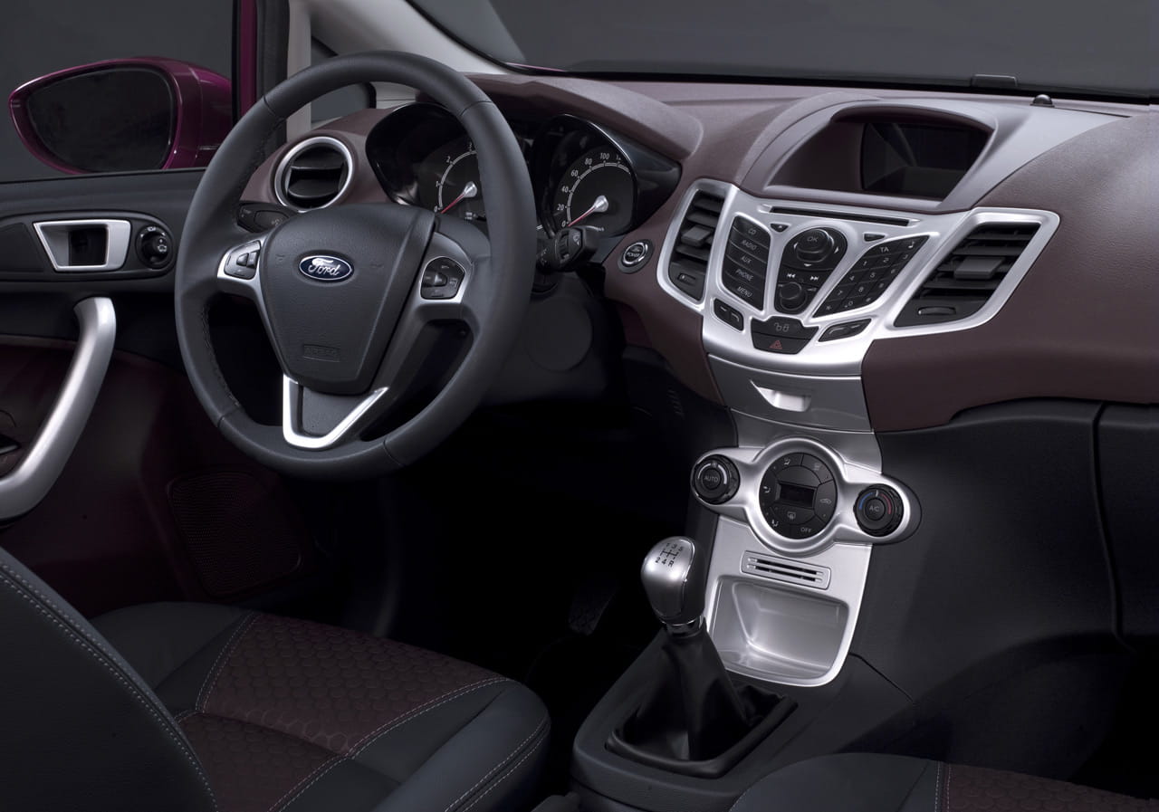 Ford fiesta fotos interior #6
