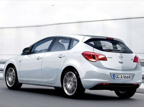 Opel Astra 2010 fotos espía