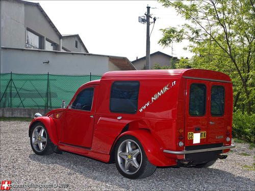 Baguette con spaghetti, Citroën 2CV + Ferrari F355