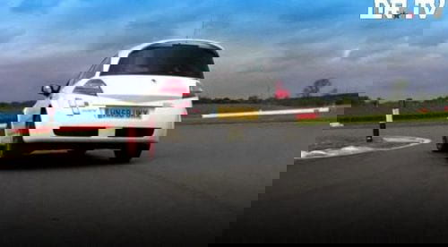 Ford Focus RS contra Renault Mégane R26.R, el duelo definitivo en Silverstone