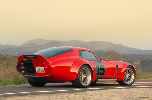 Shelby Cobra Daytona Coupe LeMans Edition, potencia pura cortesía de Exotic Auto Restoration