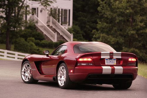 Jeep Wrangler y Dodge Viper, dos iconos en peligro