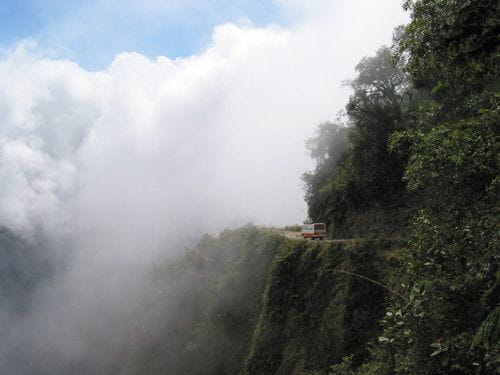 Los Yungas, la carretera más peligrosa del mundo