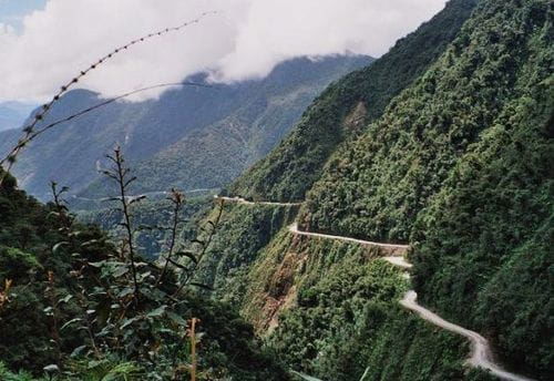 Los Yungas, la carretera más peligrosa del mundo