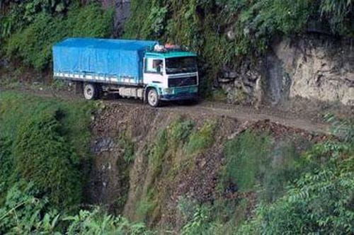 Los Yungas, la carretera más peligrosa del mundo