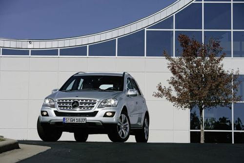 Aumenta la gama BlueEFFICIENCY con el ML 300 CDI