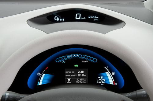 Nissan LEAF EV, el compacto eléctrico asequible