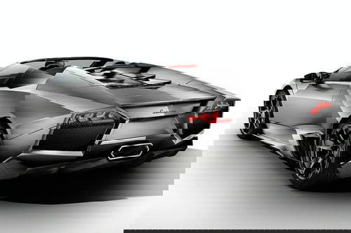 Lamborghini Reventón Roadster, adelanto fotográfico oficial