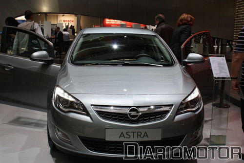 Opel Astra 2010 en Frankfurt 2009