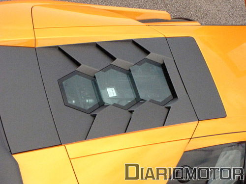 Mini prueba del Lamborghini Murciélago LP670-4 SV