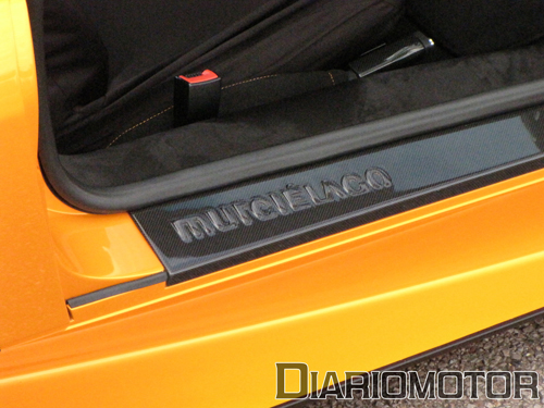 Mini prueba del Lamborghini Murciélago LP670-4 SV
