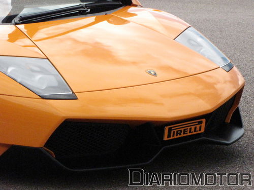 Mini prueba del Lamborghini Murciélago LP670-4 SV