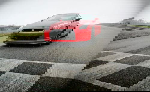 El Switzer GT-R P800 quema las autopistas de Rusia