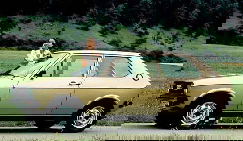 Coches clásicos destinado al desguace