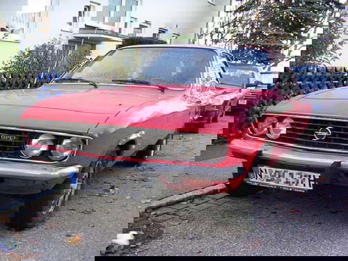 Coches clásicos destinado al desguace