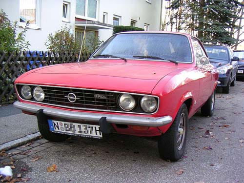 Coches clásicos destinado al desguace