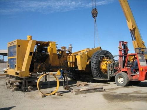 ¿Cómo se construye un dumper gigante Belaz?