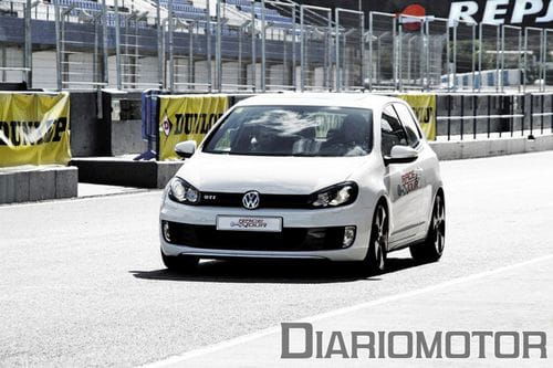 Volkswagen Golf GTI contra Volkswagen Scirocco 2.0 TSI, pelea entre hermanos (III)