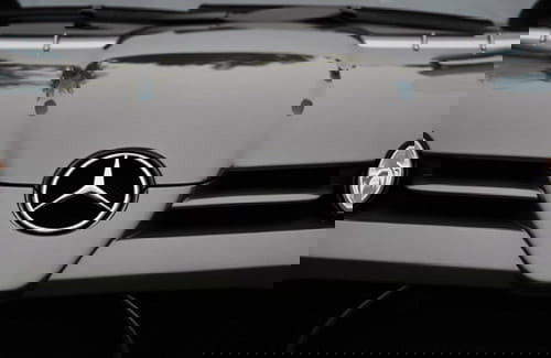 Mercedes busca nuevo slogan