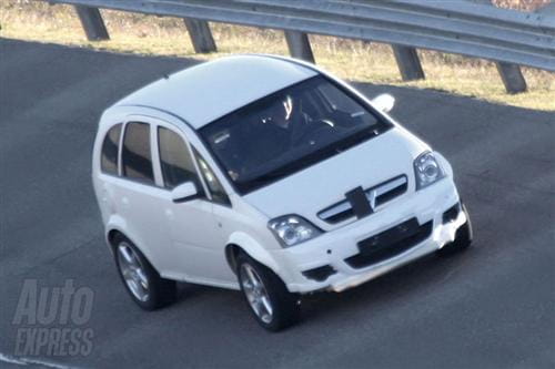 Opel Corsa SUV, mula de pruebas